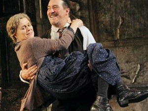 Sinead Cusack and Ciaran Hinds in Juno and the Paycock
