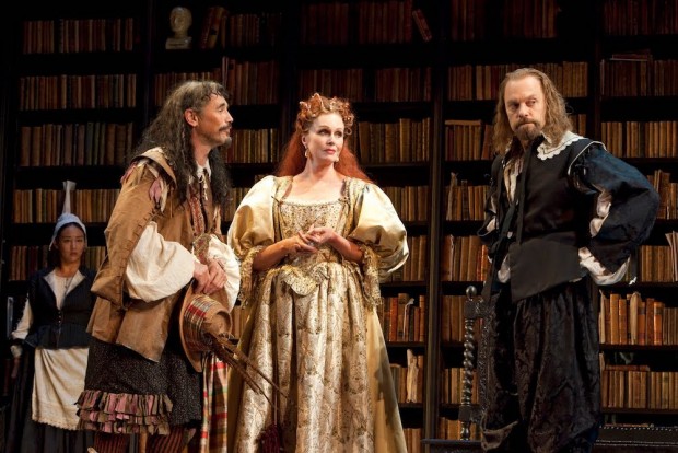 Mark Rylance, Joanna Lumley and David Hyde Pierce in La Bête