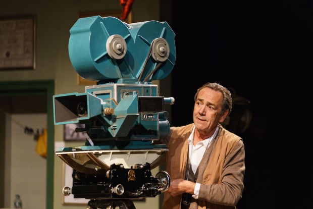 Robert Lindsay in Prism. Photo: Manuel Harlan