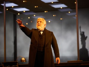 Simon Russell Beale in The Lehman Trilogy. Photo: Mark Douet
