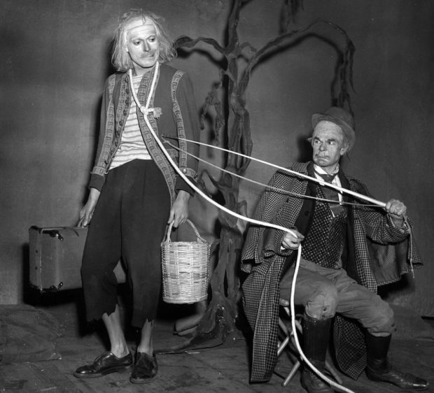 Jean Martin and Roger Blin in the premiere of Samuel Beckett’s En attendant Godot, Paris, 1953.