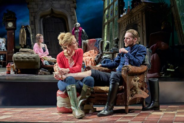 Nancy Carroll and Shaun Evans in Manor. Photo: Manuel Harlan